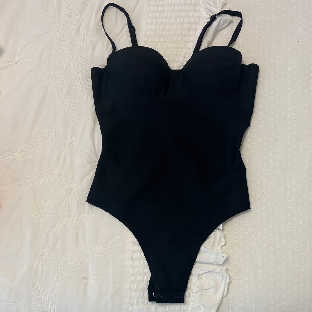 SKIMS Underwire Thong Bodysuit